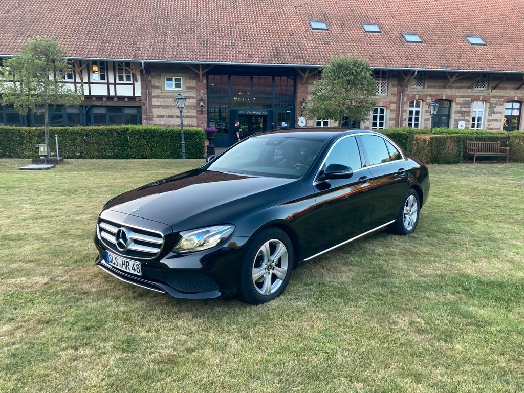 Bild des Angebotes Mercedes-Benz 220