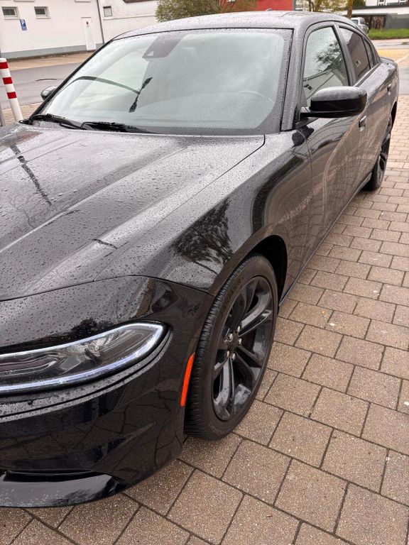 Bild des Angebotes Dodge Charger R/T 5.7 Hemi V8 mit LPG und neuem TÜV
