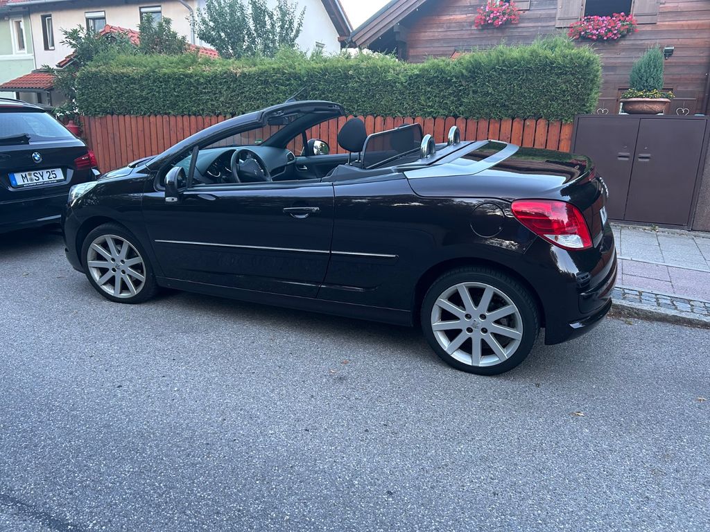 Bild des Angebotes Peugeot 207 CC / Cabriolet/Top Zustand