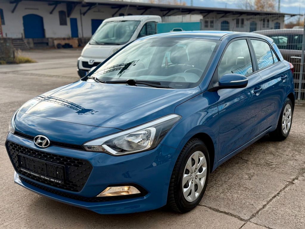 Bild des Angebotes Hyundai i20 Classic*Klima*Wenig KM* Checkheft