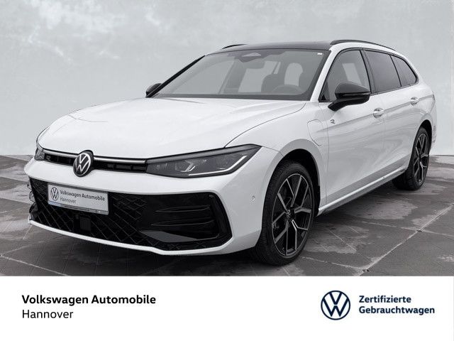 Bild des Angebotes Volkswagen Passat R-Line 1.5 TSI DSG eHybrid AHK Leder Pano