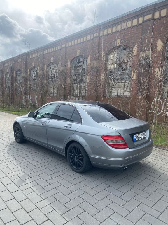 Bild des Angebotes Mercedes-Benz C 200 Avantgarde LPG Steuerkette + Bremsen neu