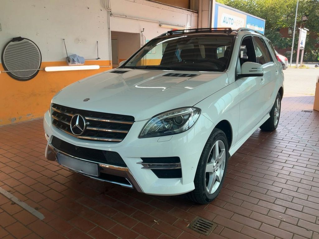 Bild des Angebotes Mercedes-Benz ML 350 CDI BlueTec 4Matic AMG-Paket