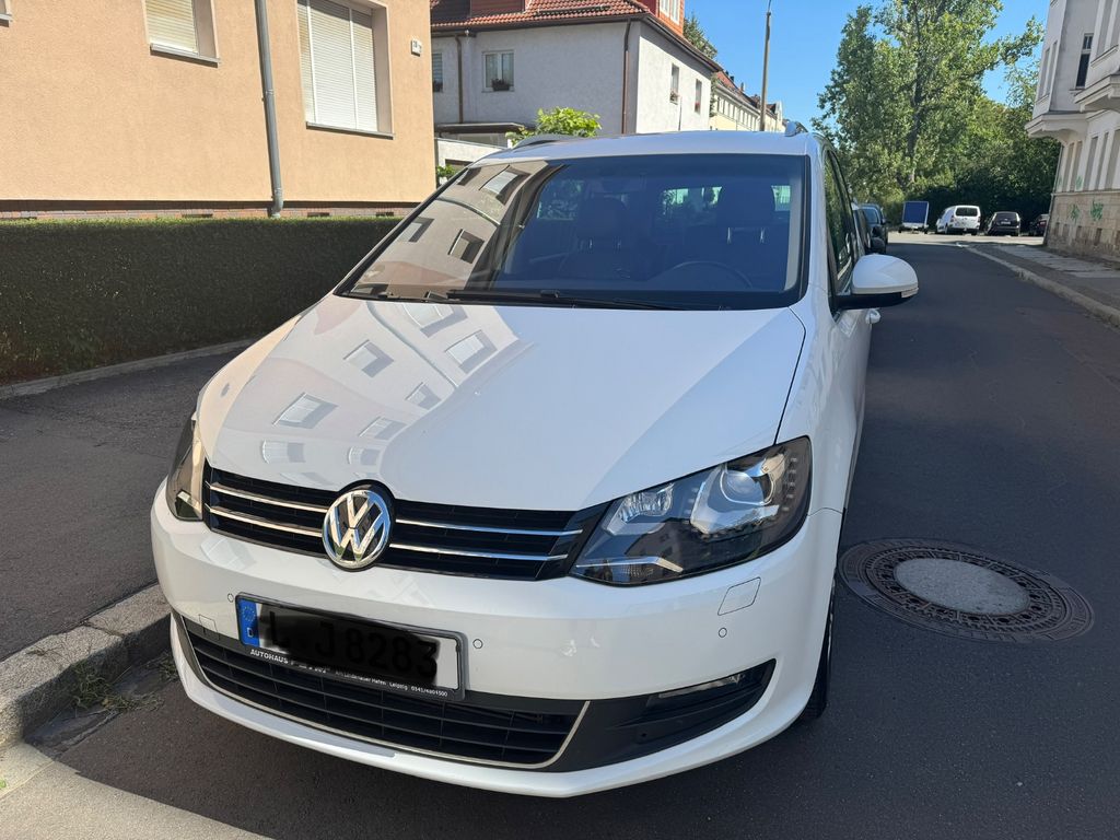 Bild des Angebotes Volkswagen Sharan 2.0 TSI DSG BMT Comfortline 7Sitzer 220PS