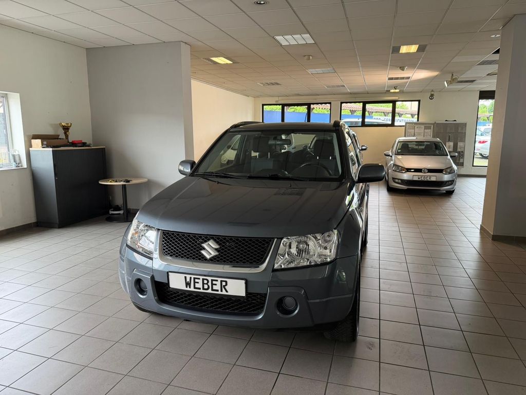 Bild des Angebotes Suzuki Grand Vitara 1.9 DDIS Black and White Tüv Neu