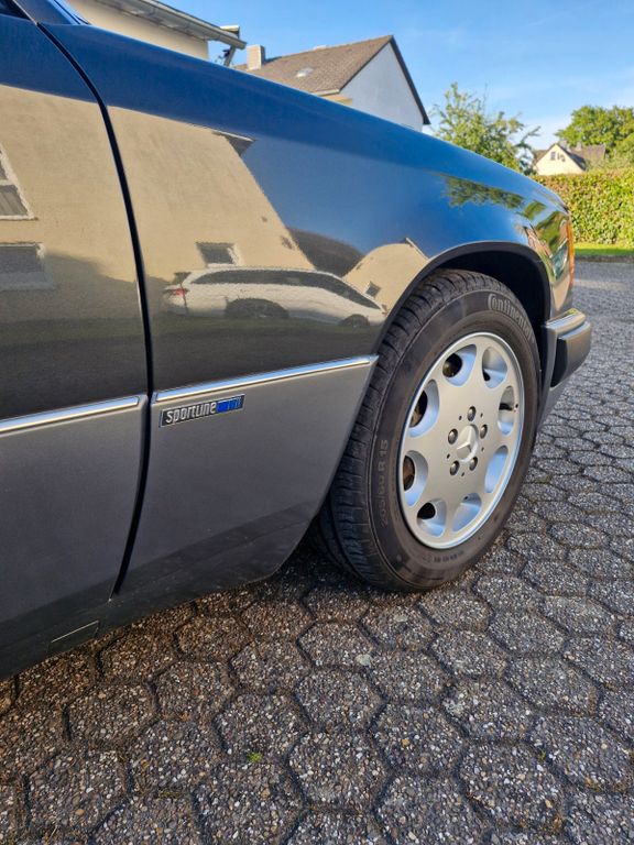 Bild des Angebotes Mercedes-Benz 300