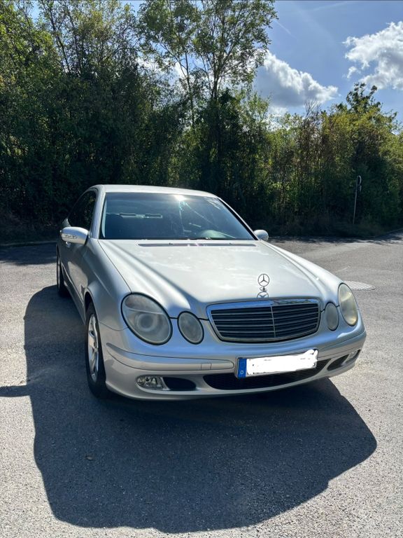 Bild des Angebotes Mercedes-Benz E 220 CDI W211