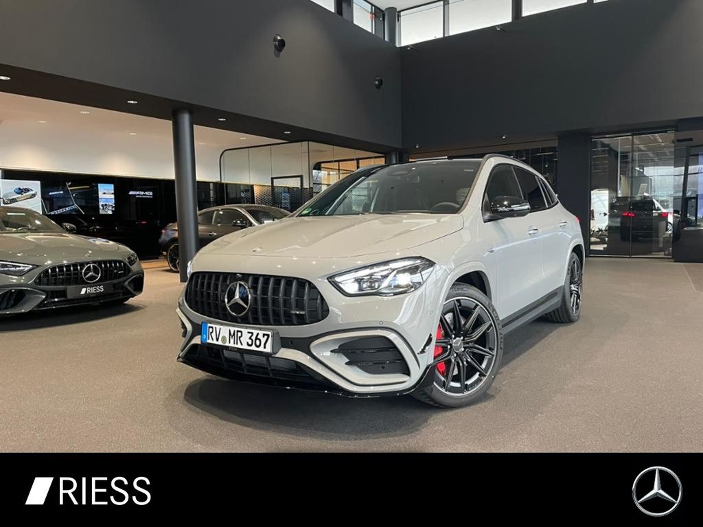 Mercedes-Benz GLA 45 S AMG PANO+HUD+PERF SITZE+MULTIB+KEYL+360