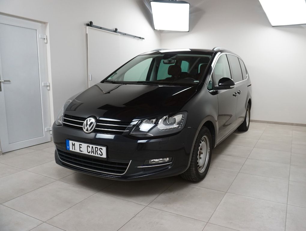 Bild des Angebotes Volkswagen Sharan Highline 7 SITZE ACC VERKEHRSZ KAMERA