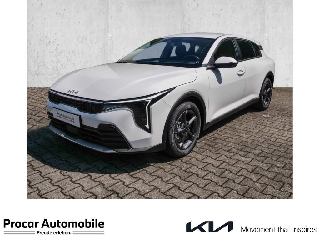 Bild des Angebotes Kia Ceed bewährt im Herzen - neu im Namen NEW K4