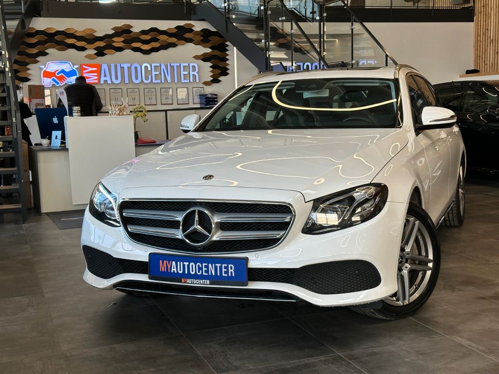 Bild des Angebotes Mercedes-Benz E 350 d *4Matic*Led*Multibeam*Pano*AHK*