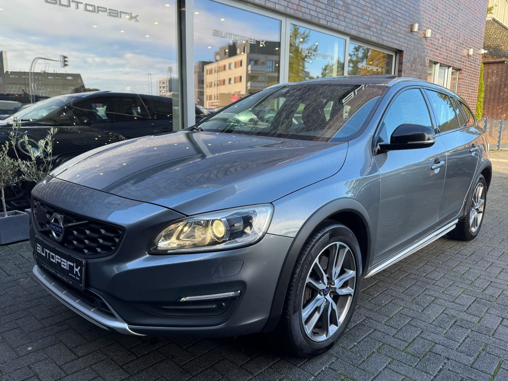 Bild des Angebotes Volvo V60 D4 Cross Country Summum AWD GSD ACC RFK LHZ