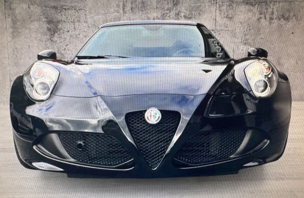 Alfa Romeo 4C 1.8 TBi 16V Spider Speciale 150 Km Neuzustand