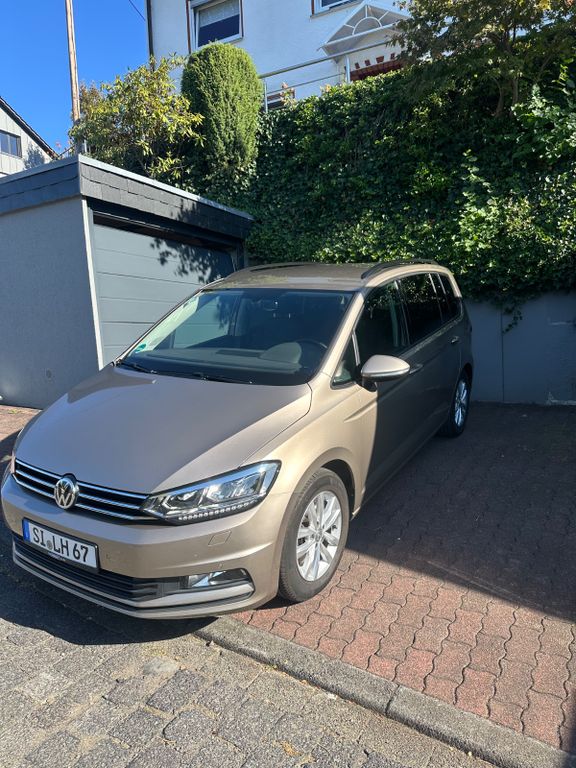 Bild des Angebotes Volkswagen Touran 2.0 TDI SCR DSG Comfortline