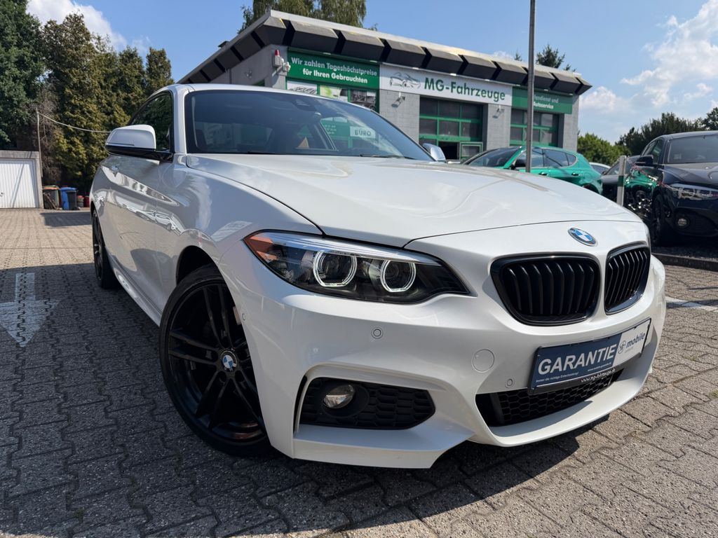 Bild des Angebotes BMW 230i Coupe M SPORT AUTOMATIK LED LEDER CAR PLAY