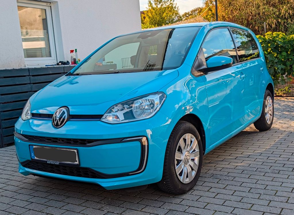 Bild des Angebotes Volkswagen e-up! wenige Kilometer, neuer Batterietest