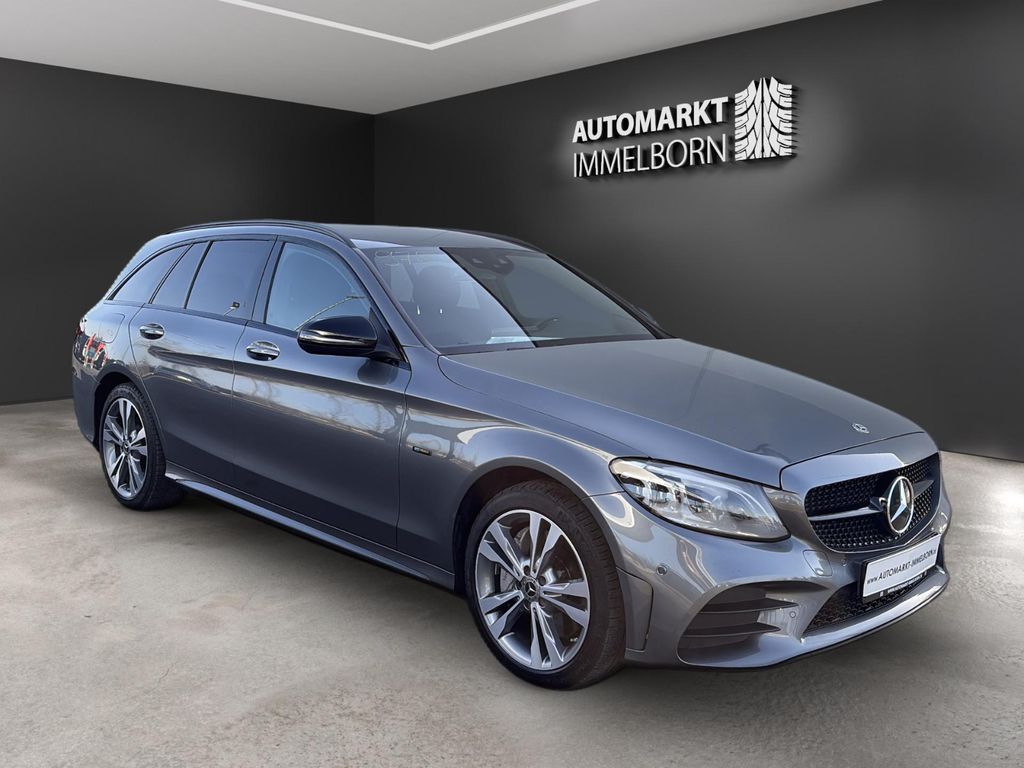 Bild des Angebotes Mercedes-Benz C 300 T e 2x AMG NightEdition Distro*Kamera*AHK