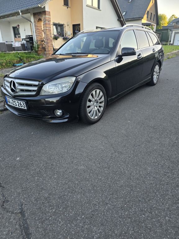 Bild des Angebotes Mercedes-Benz 220