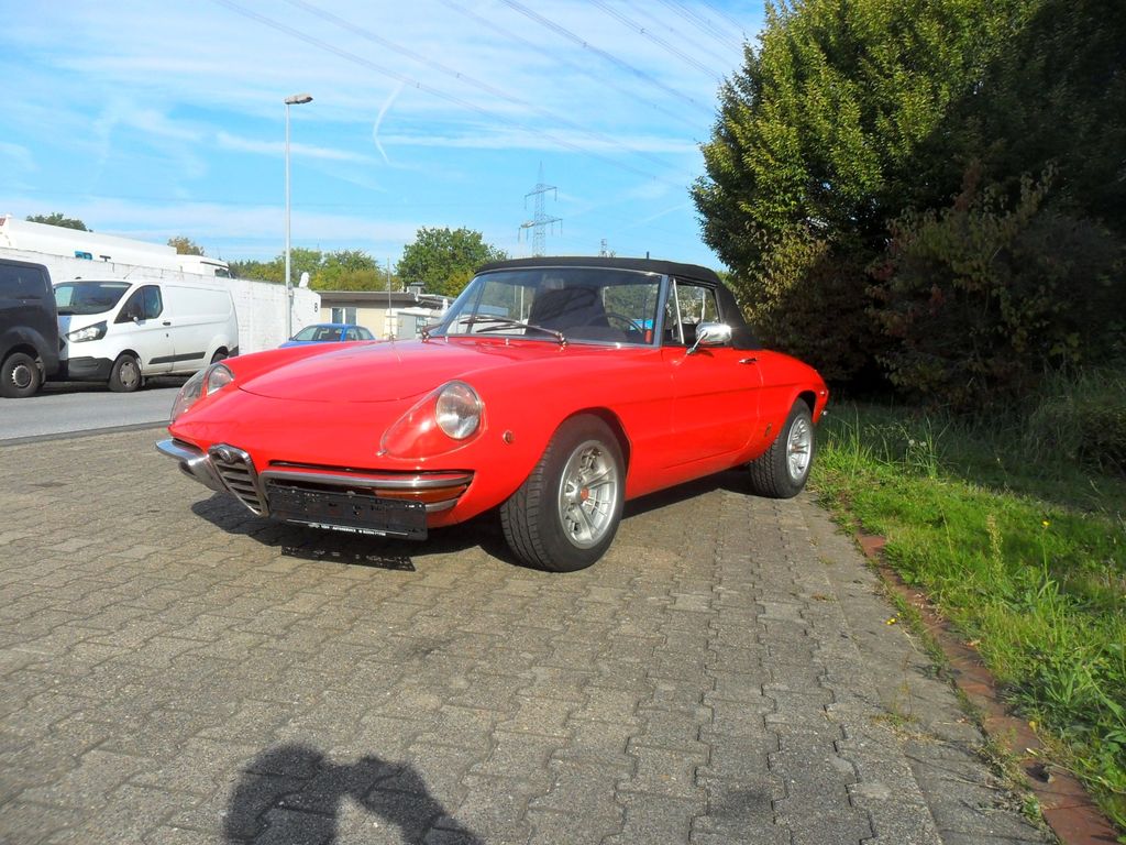 Alfa Romeo Spider 1750 Rundheck*Leder*Alufelgen Campagnolo*