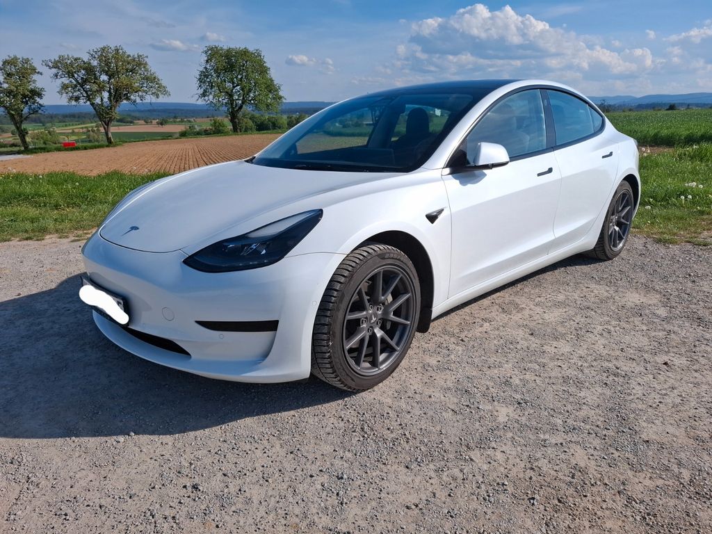 Bild des Angebotes Tesla Model 3 SR+ RWD, 325PS, 64kWh, 8-fach, USS