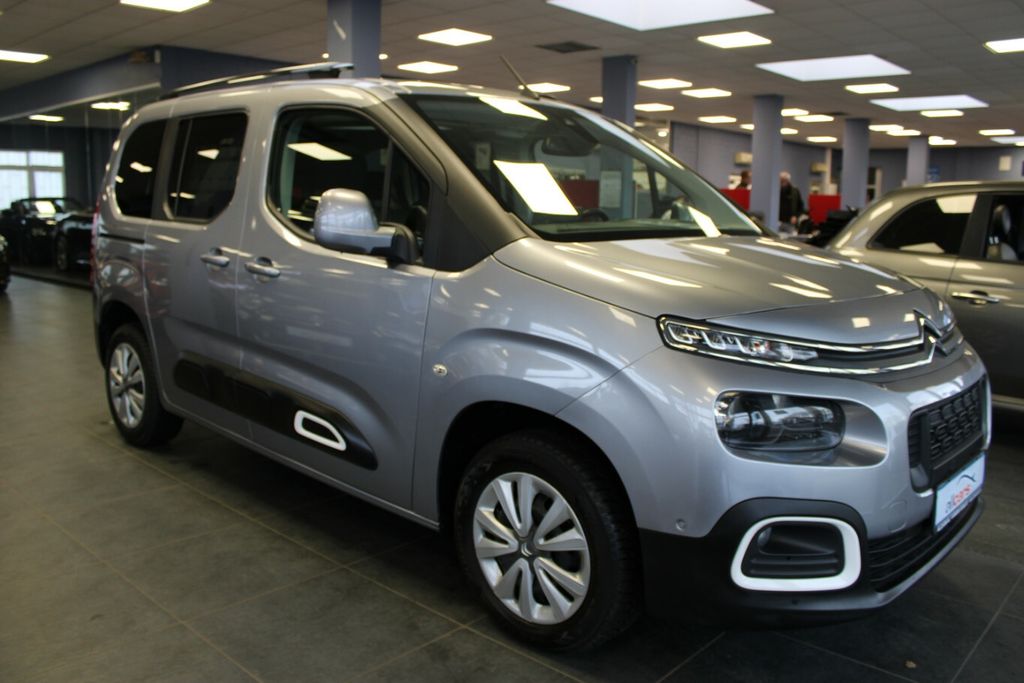 Bild des Angebotes Citroën Berlingo M BlueHDi EAT8 Shine Panorama - Navi