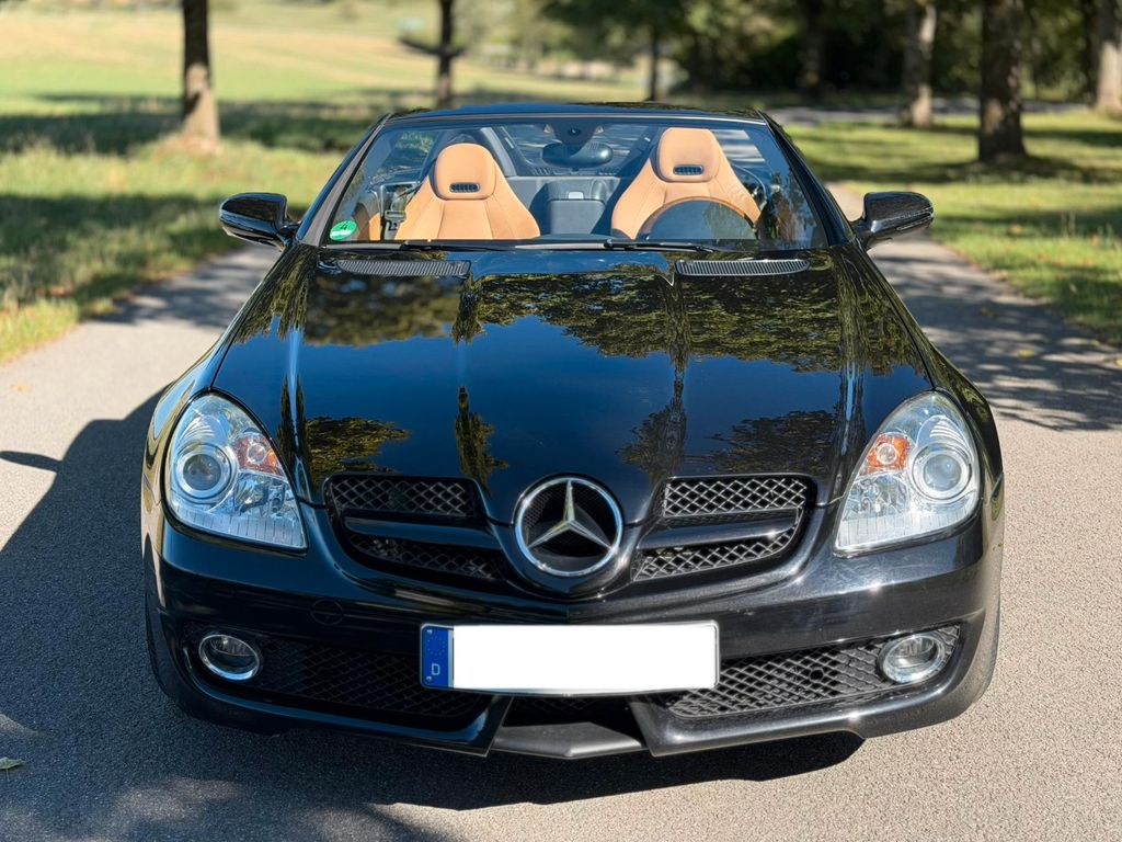 Bild des Angebotes Mercedes-Benz SLK 300 V6 / 1.Hand / AMG-PAKET / LEDER / HOLZ