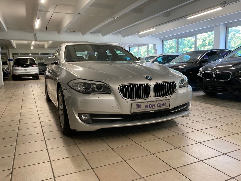 Bild des Angebotes BMW 520 d Lim. Efficient Dynamics Edition Bi-Xenon