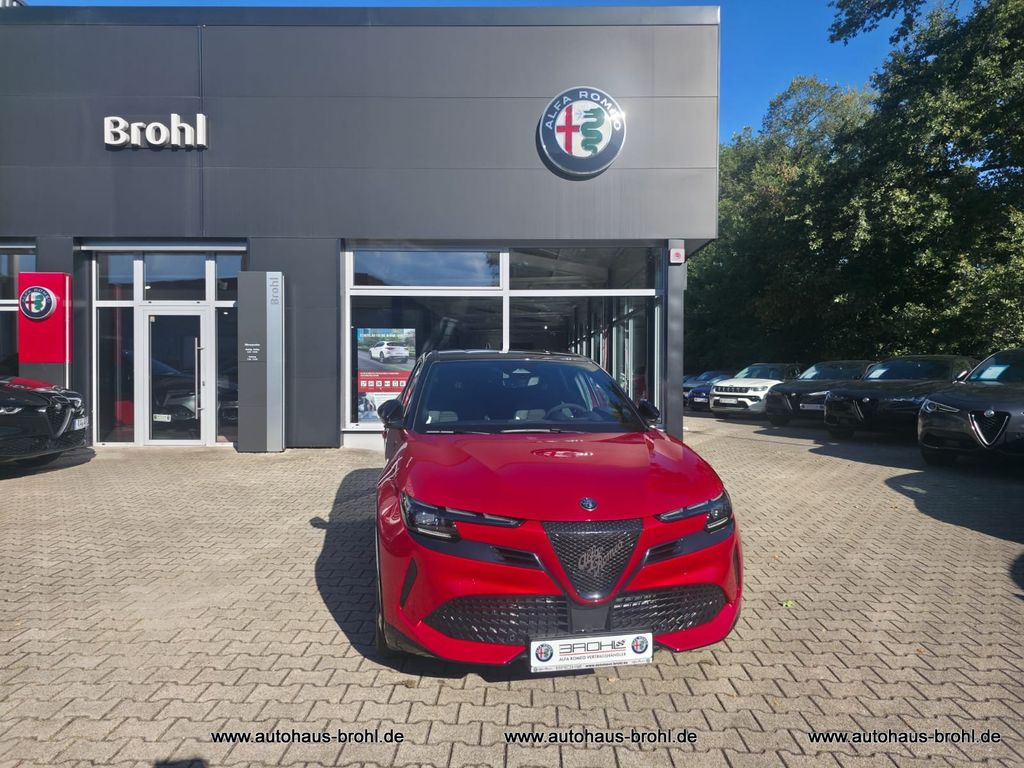 Bild des Angebotes Alfa Romeo Junior Elettrica 115 kW Sport Speciale