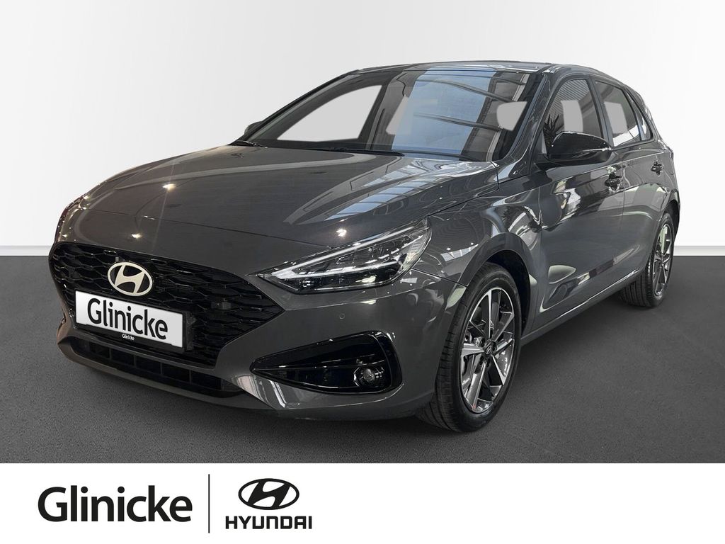 Bild des Angebotes Hyundai i30 Trend*Automatik*Navi*RKam*SitzHeiz*LenkradHe