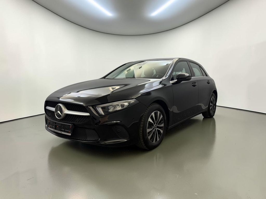 Bild des Angebotes Mercedes-Benz A 180d LED*CARPLAY*1-HAND*T-LEDER*WIDE*RÜCKKAM