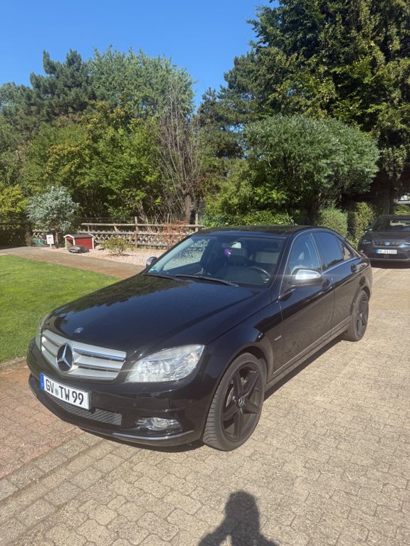 Bild des Angebotes Mercedes-Benz 230