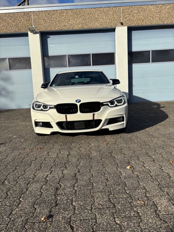 Bild des Angebotes BMW 335d xDrive Touring M Sport Shadow Auto. M S...