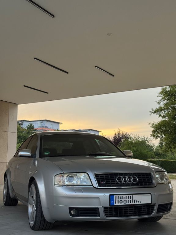Bild des Angebotes Audi S6 in gutem Zustand und wenig Kilometer