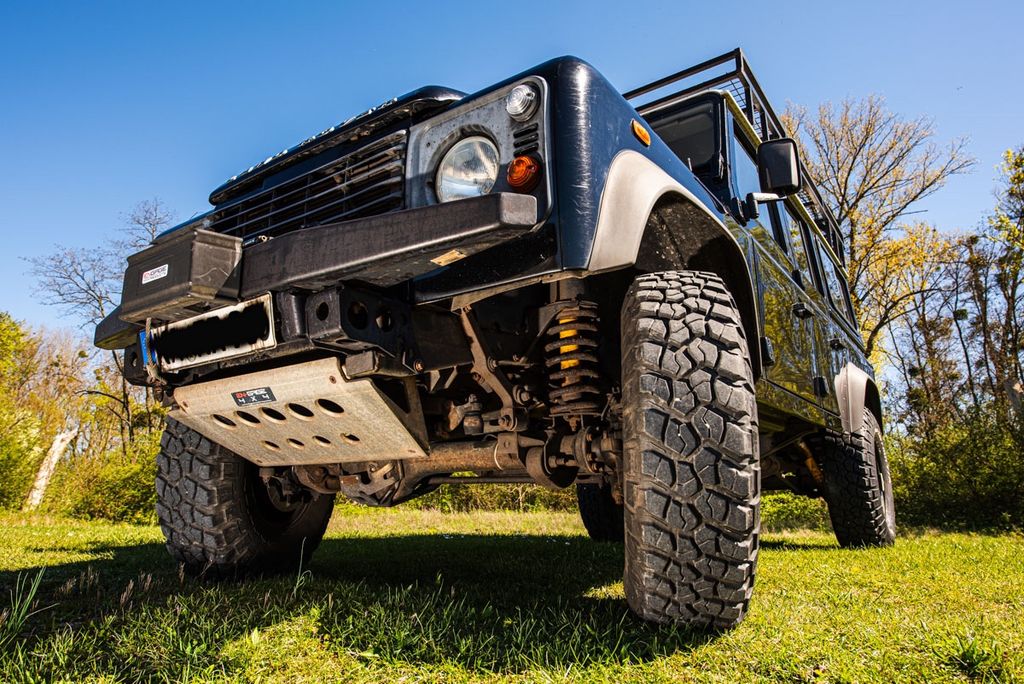 Bild des Angebotes Land Rover Defender 110 Td4 Station Wagon E