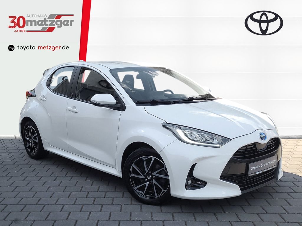 Bild des Angebotes Toyota Yaris 1.5 Hybrid Team D +Kamera +Klima +Carplay