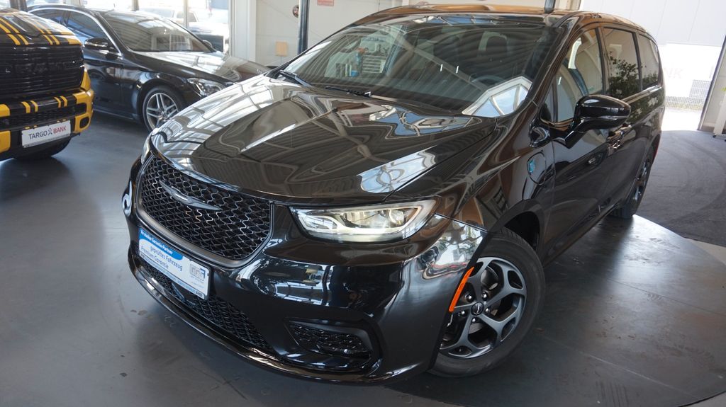 Bild des Angebotes Chrysler Pacifica S-line*Panno*7-Sitzer*Black-Ed.*Memory