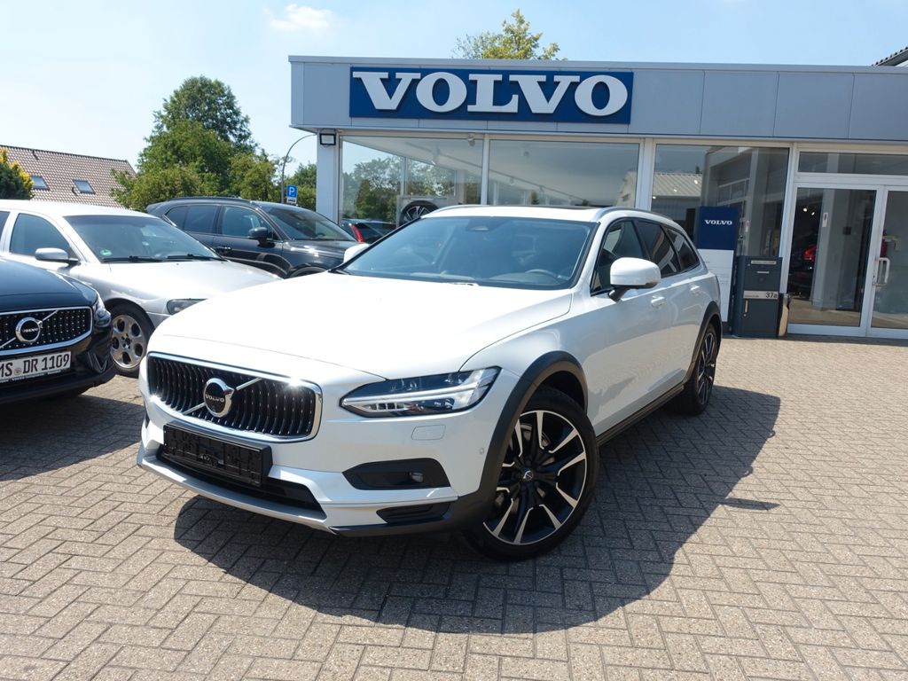 Bild des Angebotes Volvo V90 Cross Country Ultimate B5 AWD/360°/Pano/B&W