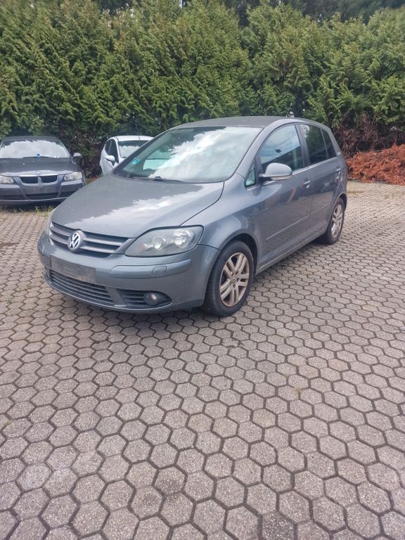 Bild des Angebotes Volkswagen 2 Autos im Preis von 1