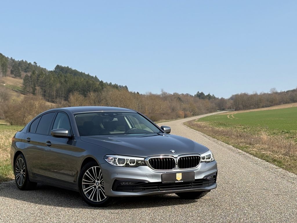 Bild des Angebotes BMW 520i Sport Line/360°/LED/