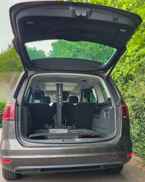 Bild des Angebotes Seat Alhambra 2.0 TDI 150PS mit Rollstuhllift 180 kg