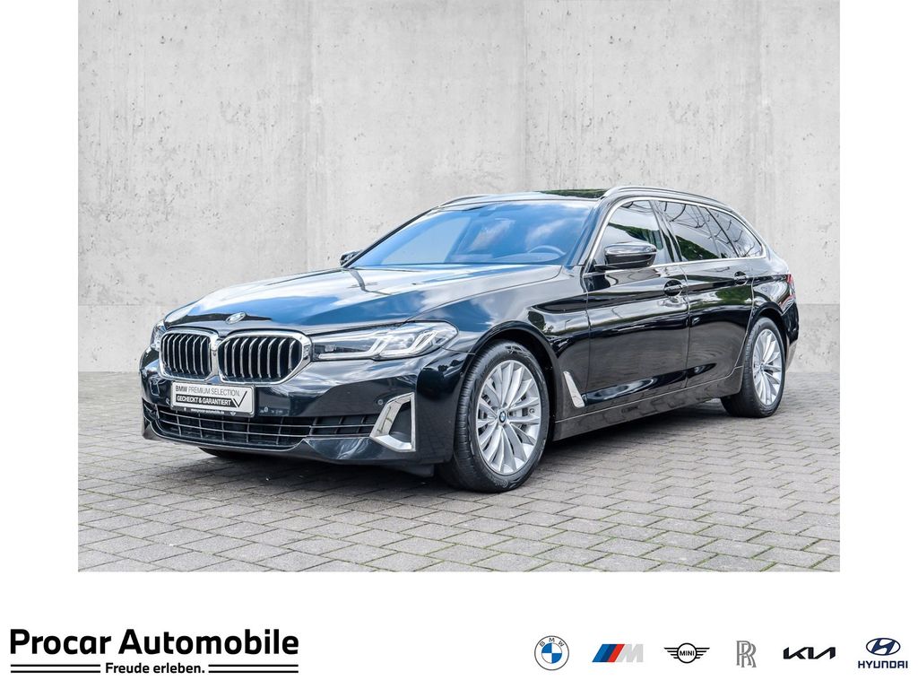 Bild des Angebotes BMW 530d Touring Luxury Line HUD PANO RFK NAVI DAB
