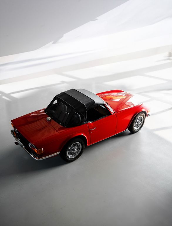 Bild des Angebotes Triumph TR6 Doppelvergaser * Neulack *