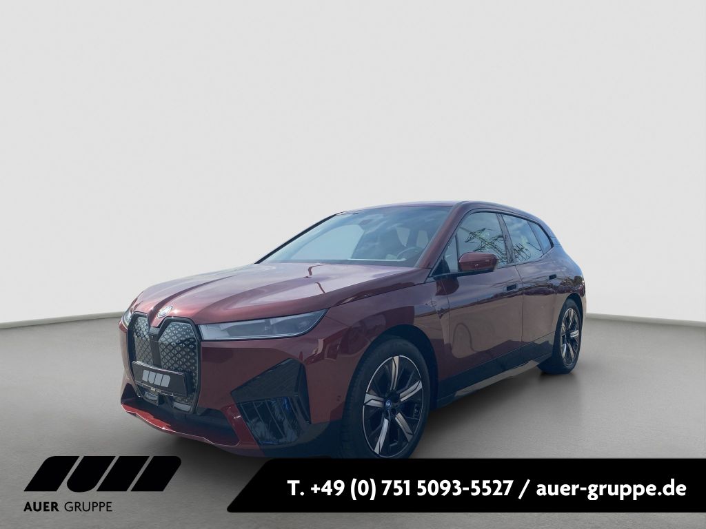 Bild des Angebotes BMW iX xDrive40 (Sportpaket Navi LED 360° H/K ACC)