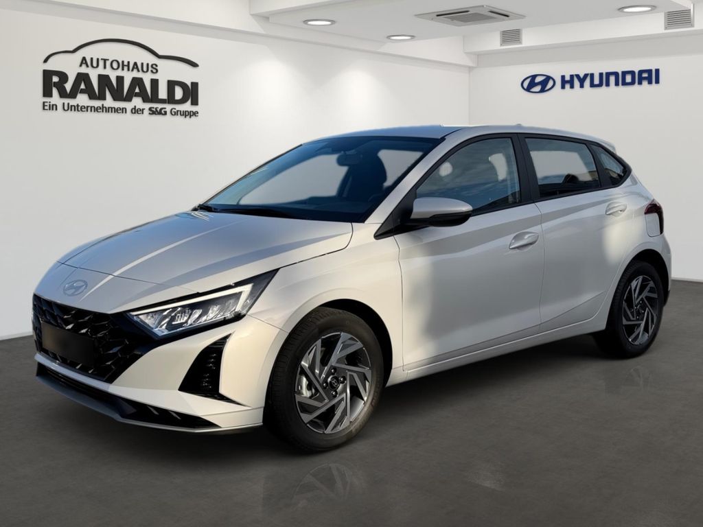 Hyundai i20 Trend*Carplay*Kamera*PDC*Led*SHZ*LHZ*LM