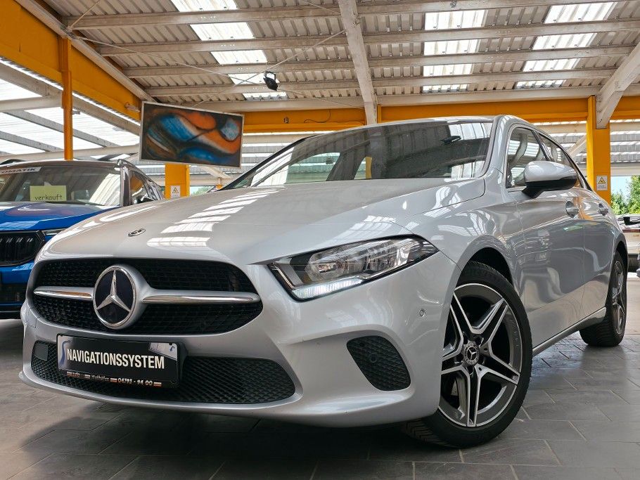 Bild des Angebotes Mercedes-Benz A200 Progressive*AMG18"*PDC-Parkassist*SHZ*Navi*