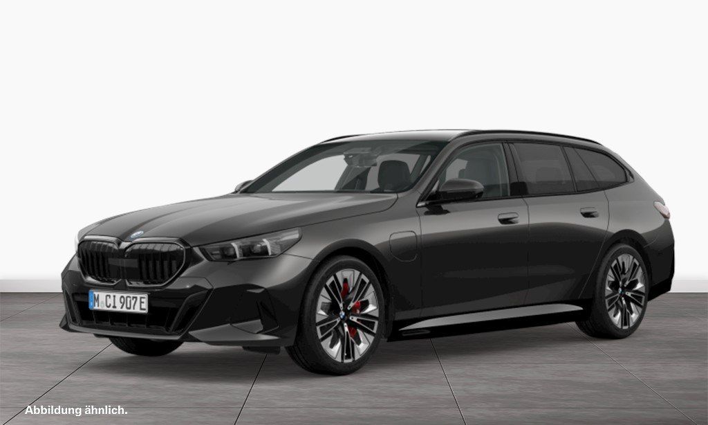 Bild des Angebotes BMW 550e xDrive Touring Winterräder inkl.