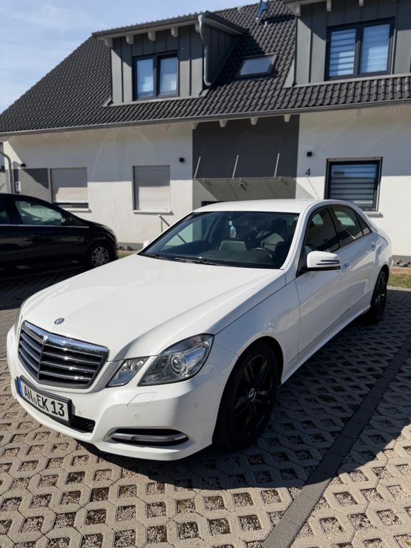 Bild des Angebotes Mercedes-Benz E 250 CDI BlueEFFICIENCY Standard