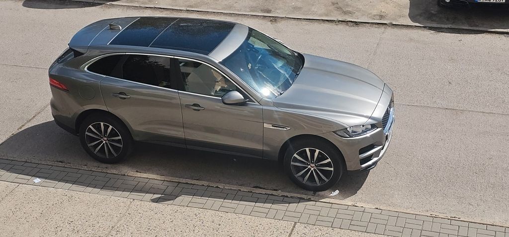 Bild des Angebotes Jaguar F-Pace 25d AWD Portfolio Automatik Portfolio