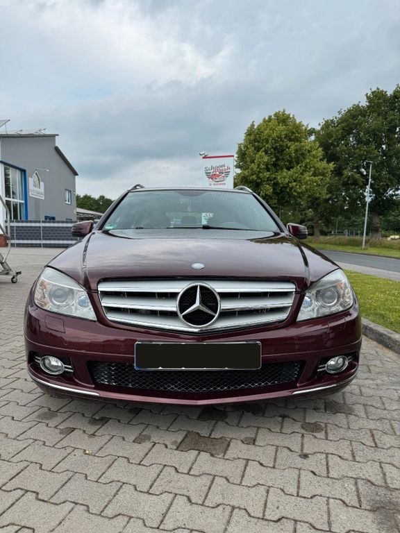 Bild des Angebotes Mercedes-Benz 320 4Matic, T-Modell, C-Klasse, Carneolrot