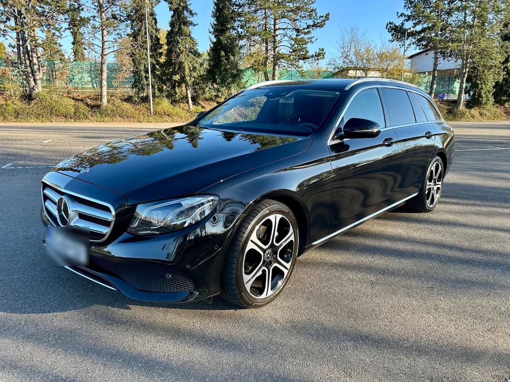 Bild des Angebotes Mercedes-Benz E 250 T Autom. -Massage,STH,MultiBeam, Burmester